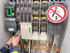Arbeiten am Stromnetz