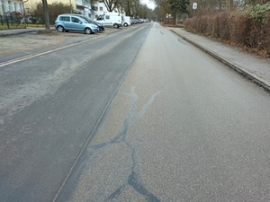 Beethovenstra&szlig;e mit neuem Asphalt